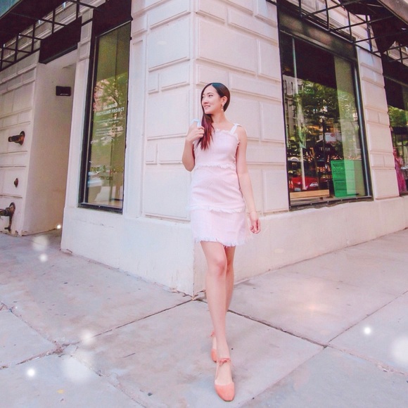 Elegant Pink Tweet Dress - Picture 3 of 5